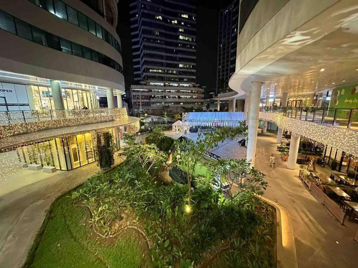 Makati Amazing View Penthouse Studio, Air Residence, Fast Internet Manila Bagian luar foto